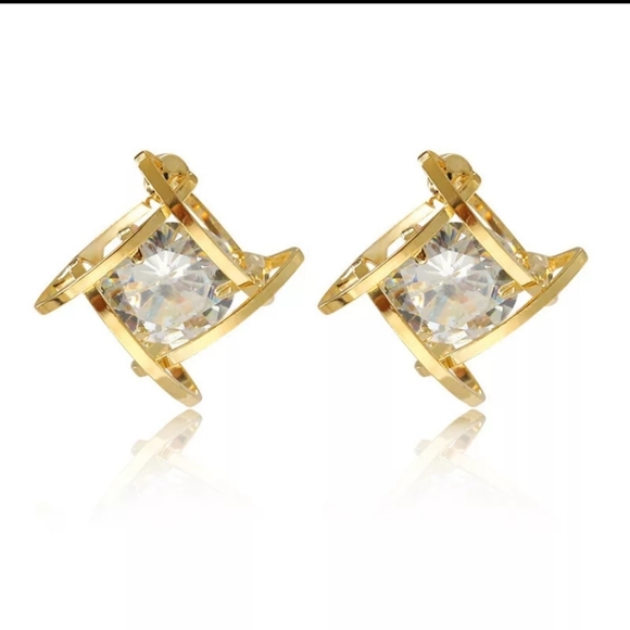 SOLD SOLD Gold Diamond Stud Earrings - Picture 3 of 4